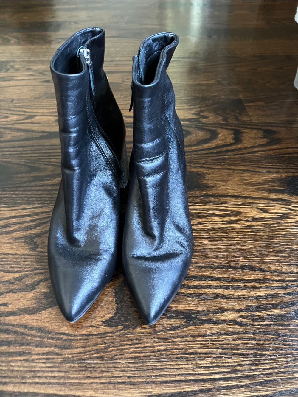 Alice + Olivia Black Pointed Toe Leather Ankle Boots